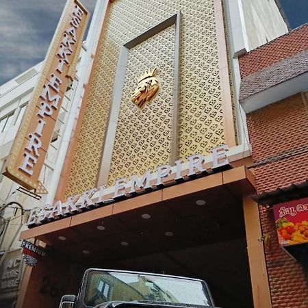 Esakki Empire Hotel Chennai Bagian luar foto