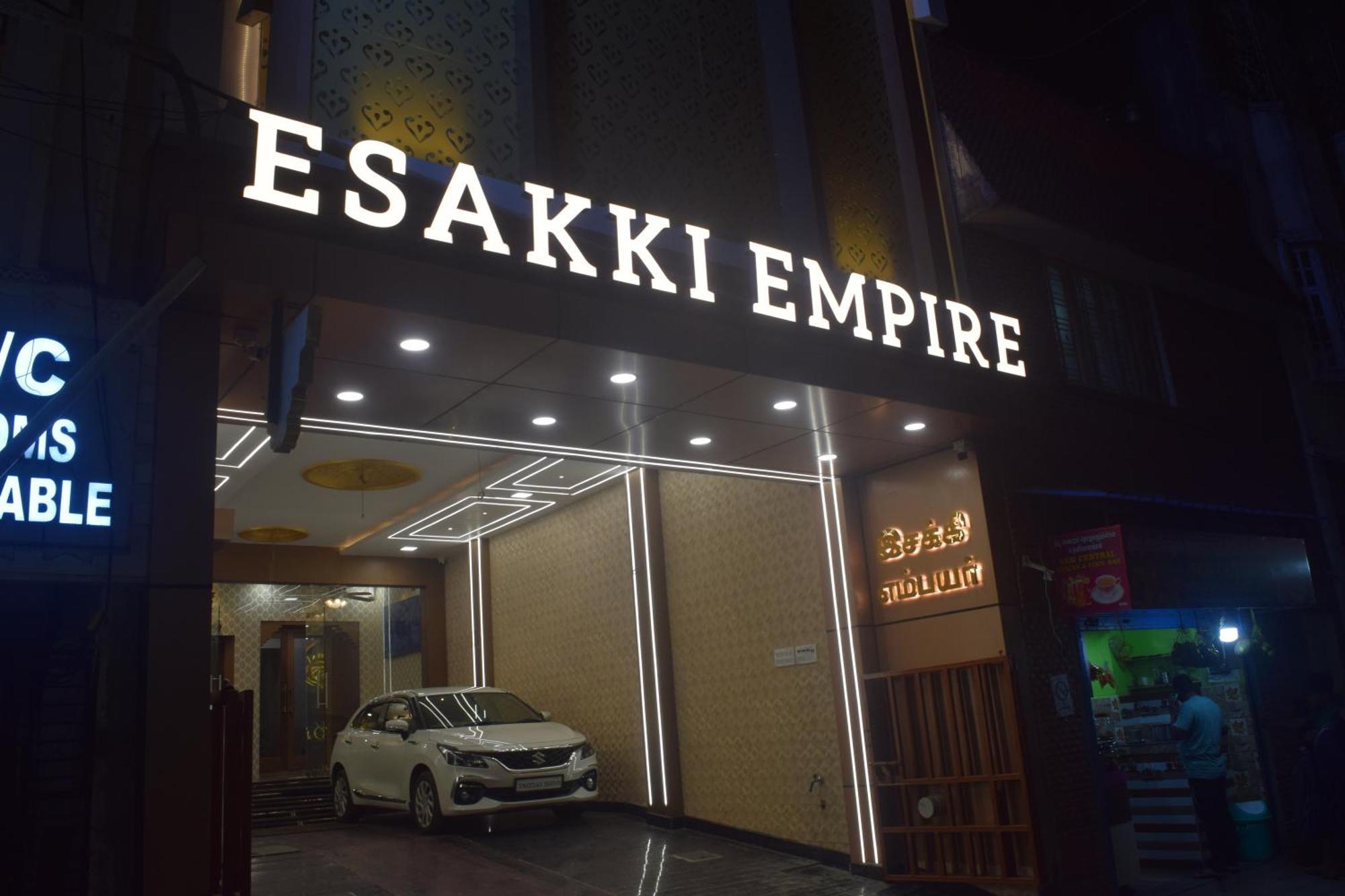Esakki Empire Hotel Chennai Bagian luar foto